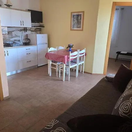Gogi - One Bedroom A5 *