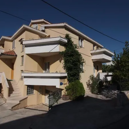 Διαμέρισμα Gogi - One Bedroom A5 Τρογκίρ